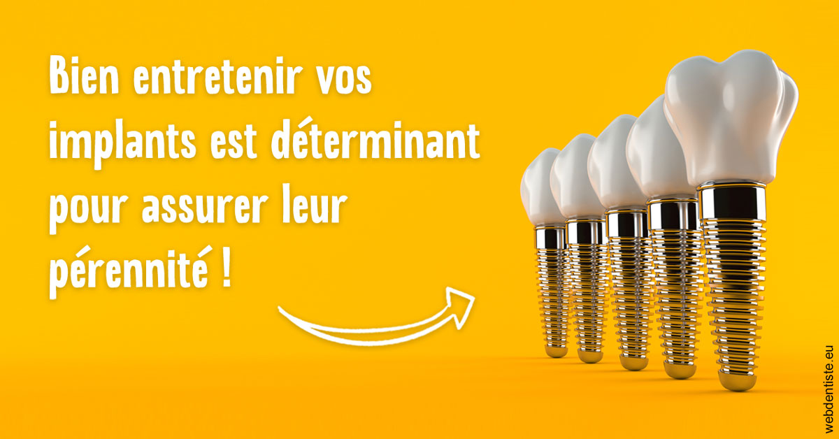 https://www.centredentaireollioules.fr/Entretien implants 2