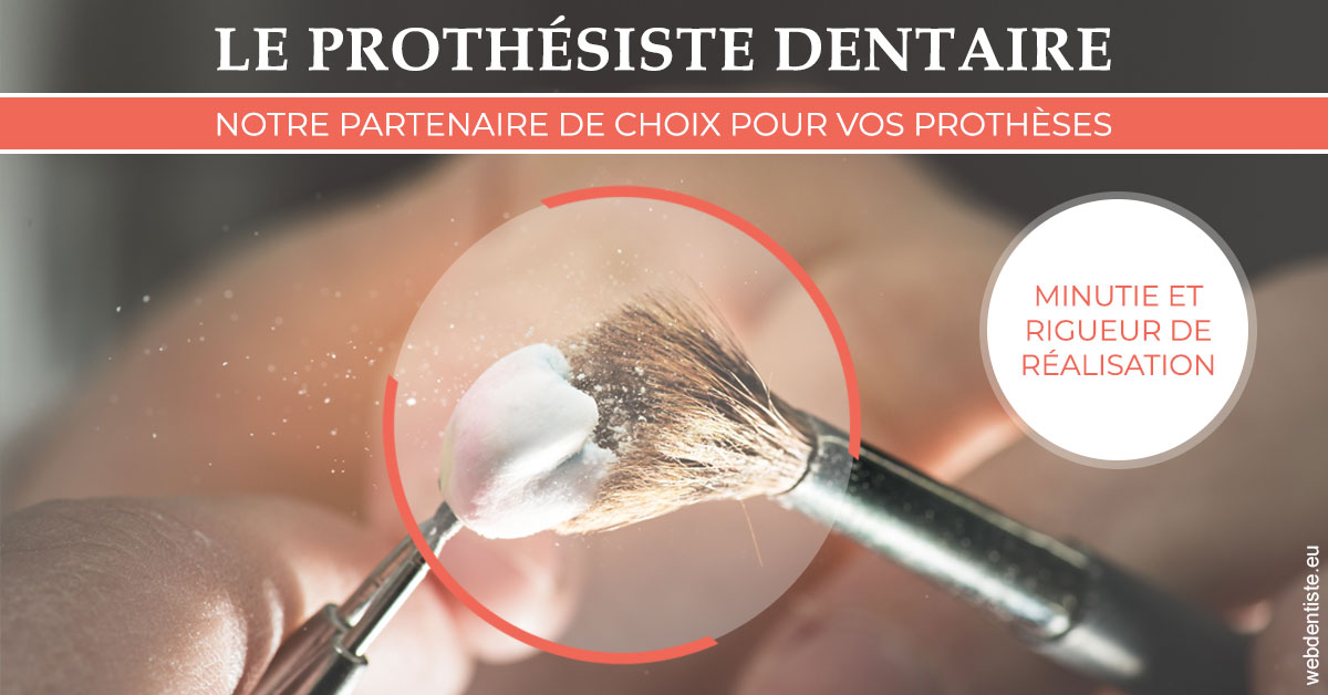 https://www.centredentaireollioules.fr/Le prothésiste dentaire 2