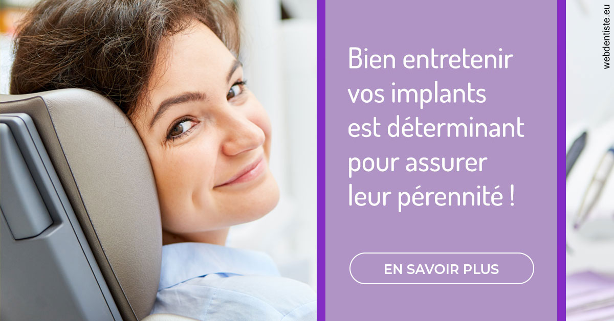 https://www.centredentaireollioules.fr/Entretien implants 1